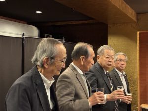 堤会員乾杯